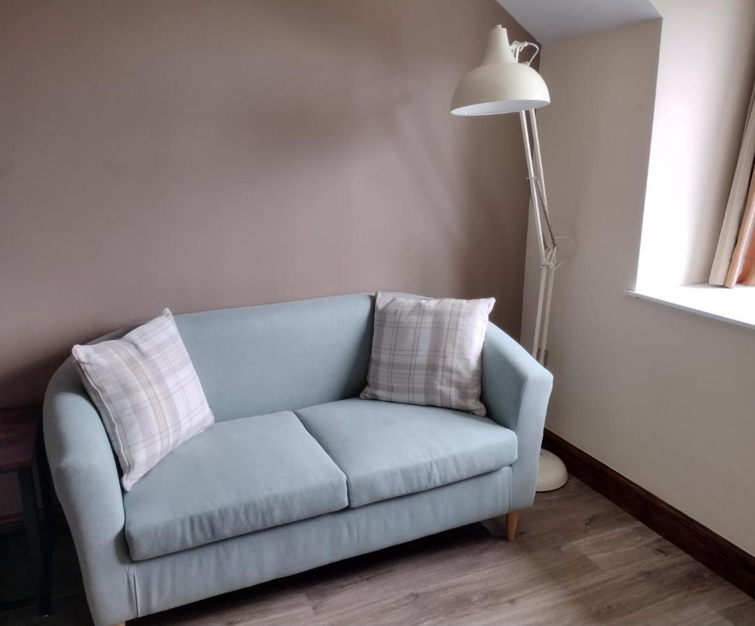 Lion Hotel & Studio Apartments Criccieth Εξωτερικό φωτογραφία