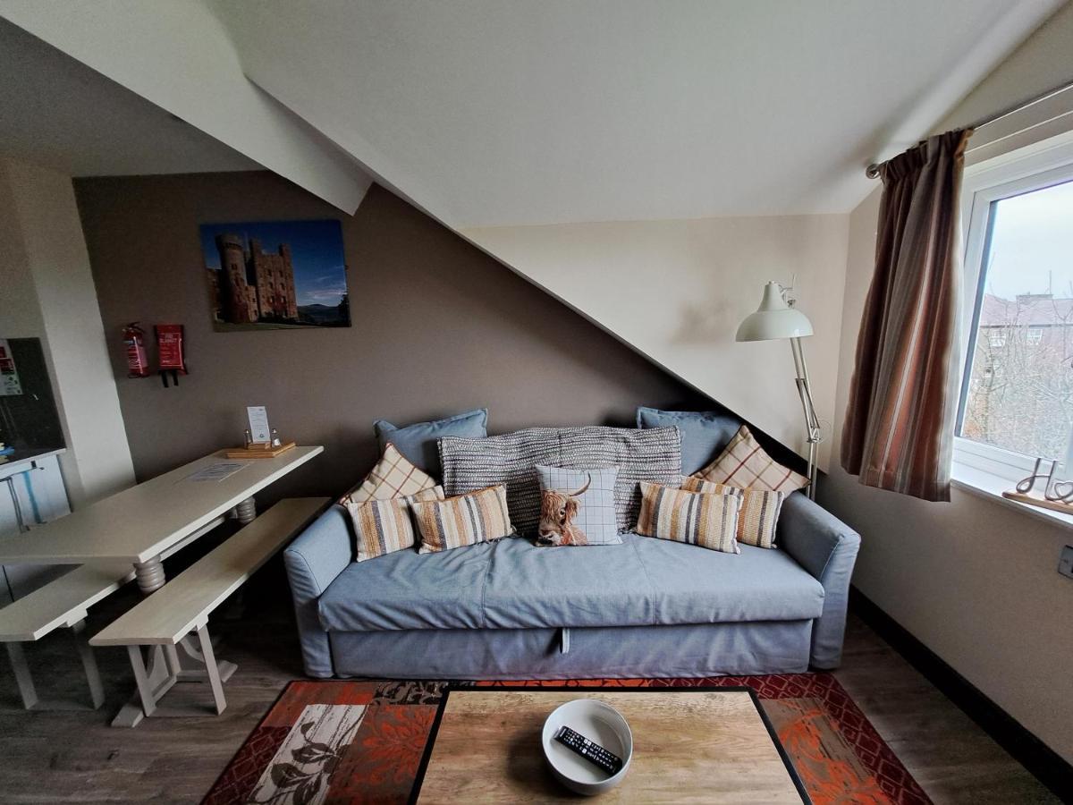 Lion Hotel & Studio Apartments Criccieth Εξωτερικό φωτογραφία