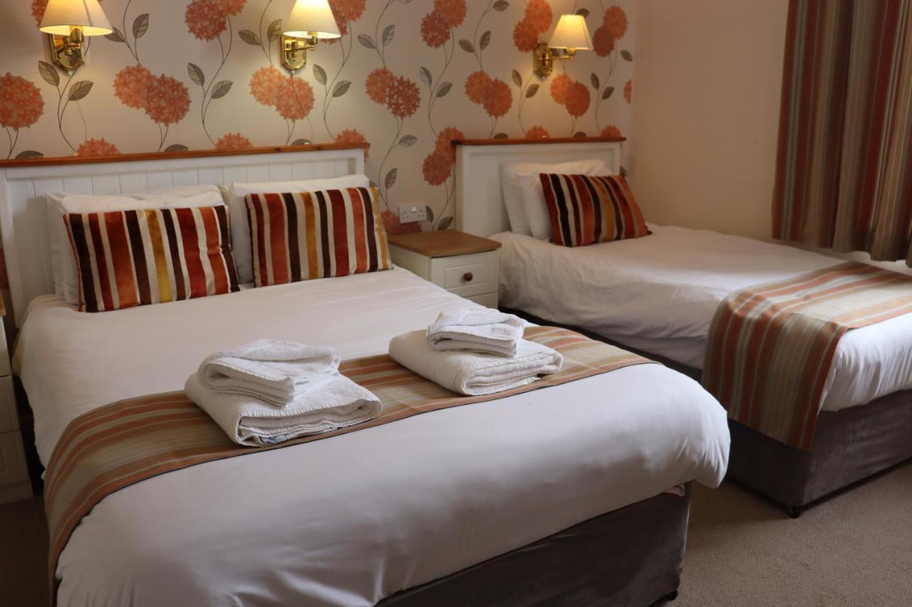 Lion Hotel & Studio Apartments Criccieth Εξωτερικό φωτογραφία