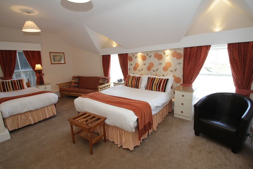 Lion Hotel & Studio Apartments Criccieth Εξωτερικό φωτογραφία