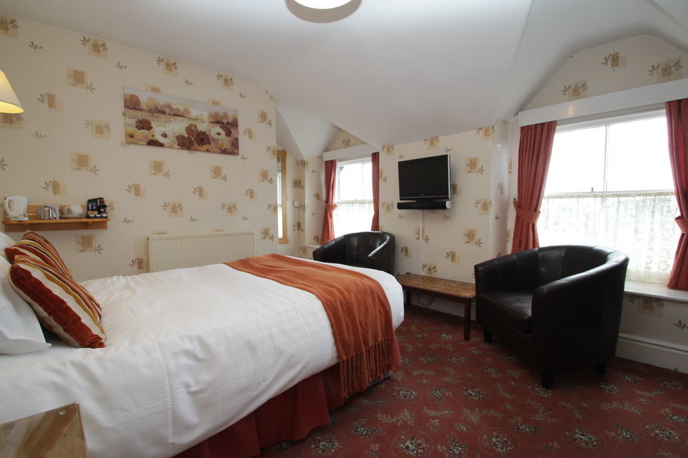 Lion Hotel & Studio Apartments Criccieth Εξωτερικό φωτογραφία