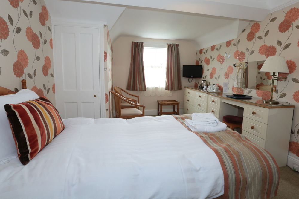 Lion Hotel & Studio Apartments Criccieth Εξωτερικό φωτογραφία